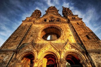 This photo of the Kaiser Wilhelm Memorial Church was taken by Esther Seijmonsbergen from the Netherlands.